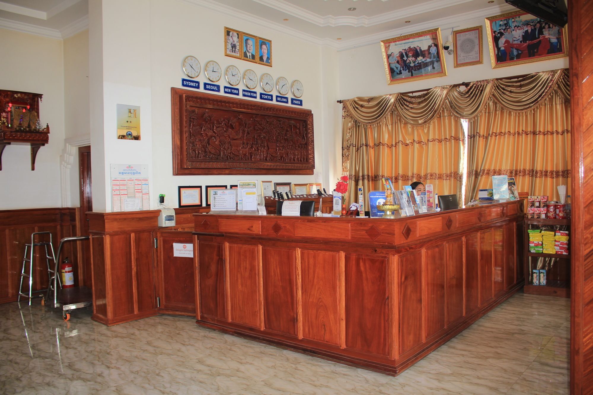 Emerald Bb Battambang Hotel Екстер'єр фото